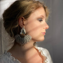 Load image into Gallery viewer, Venus Earring in White with Guinea Fan
