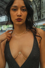 Load image into Gallery viewer, Gaia Sculpted Bralette Chain in Gold
